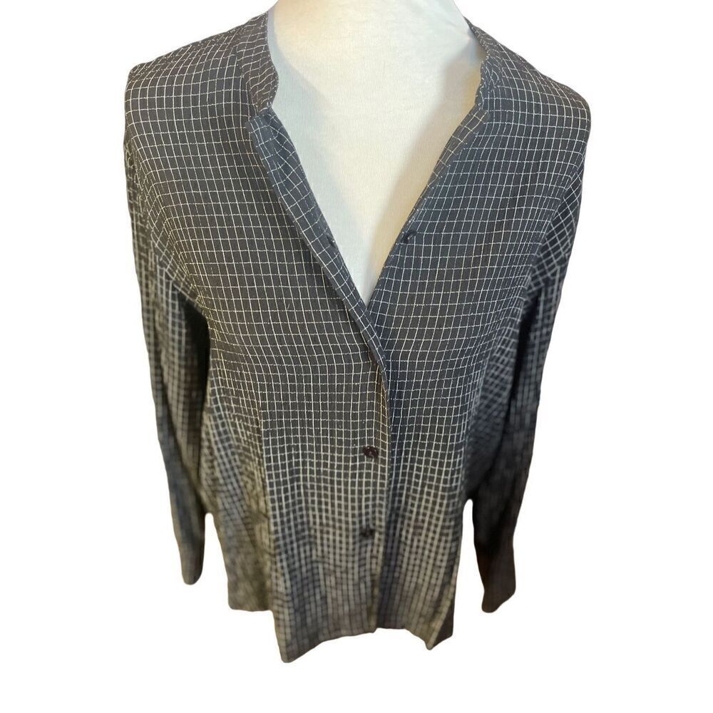 Liz Claiborne Women's Black & White Checkered Button-Down Long Sleeve Blouse/Sha - Picture 7 of 9
